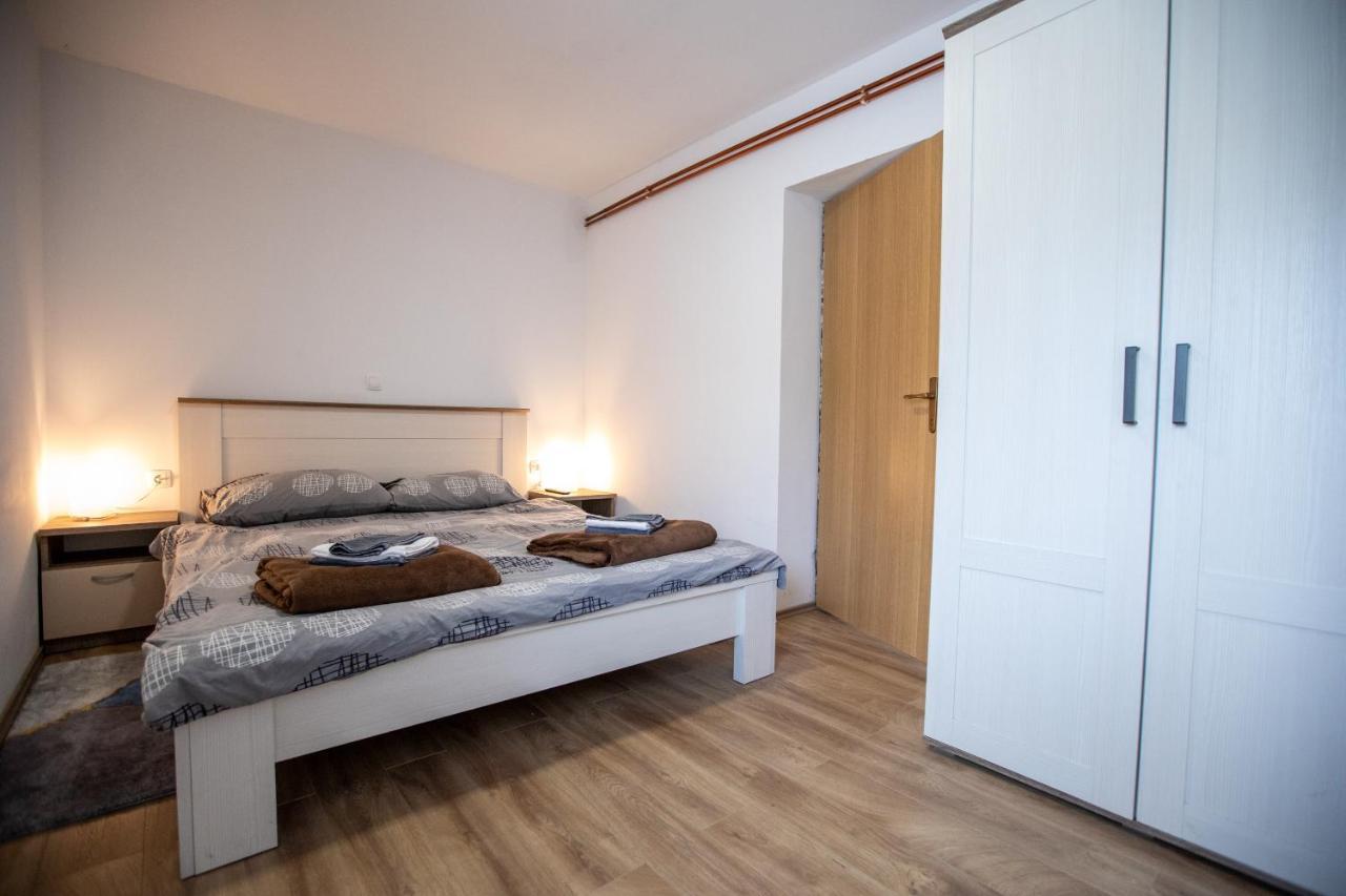 Apartmani Lara Modrus-Kuca Za Odmor Kültér fotó